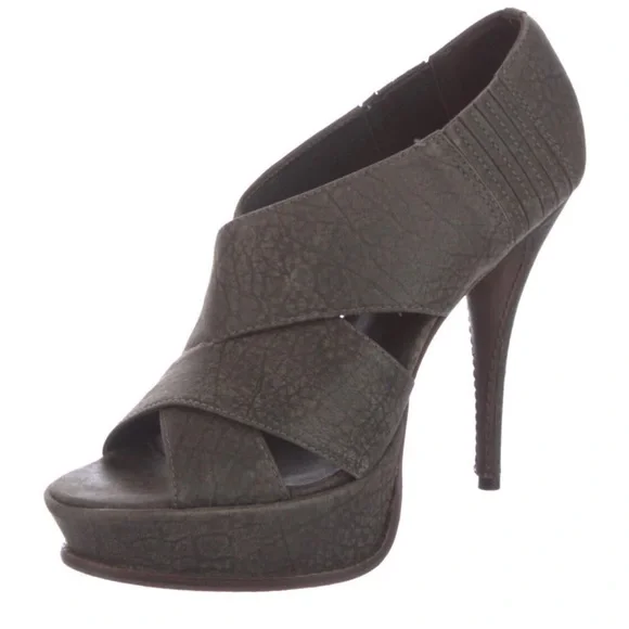 Elizabeth and James Leather Animal Print Pumps Heels Straps Size 8 B - Picture 7 of 9